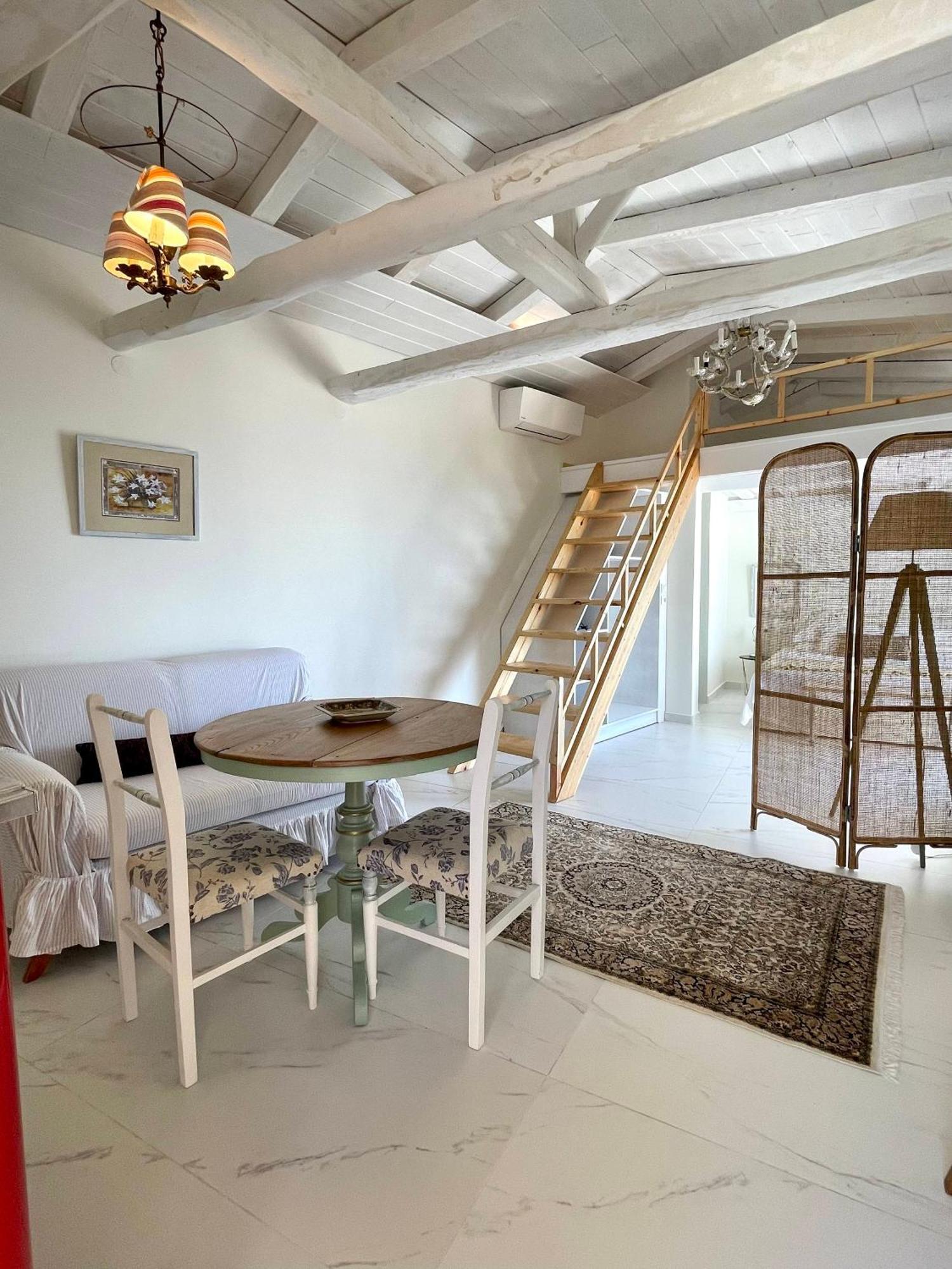 Mare Monte Small Boutique Hotel Chrisi Ammoudia Exteriör bild