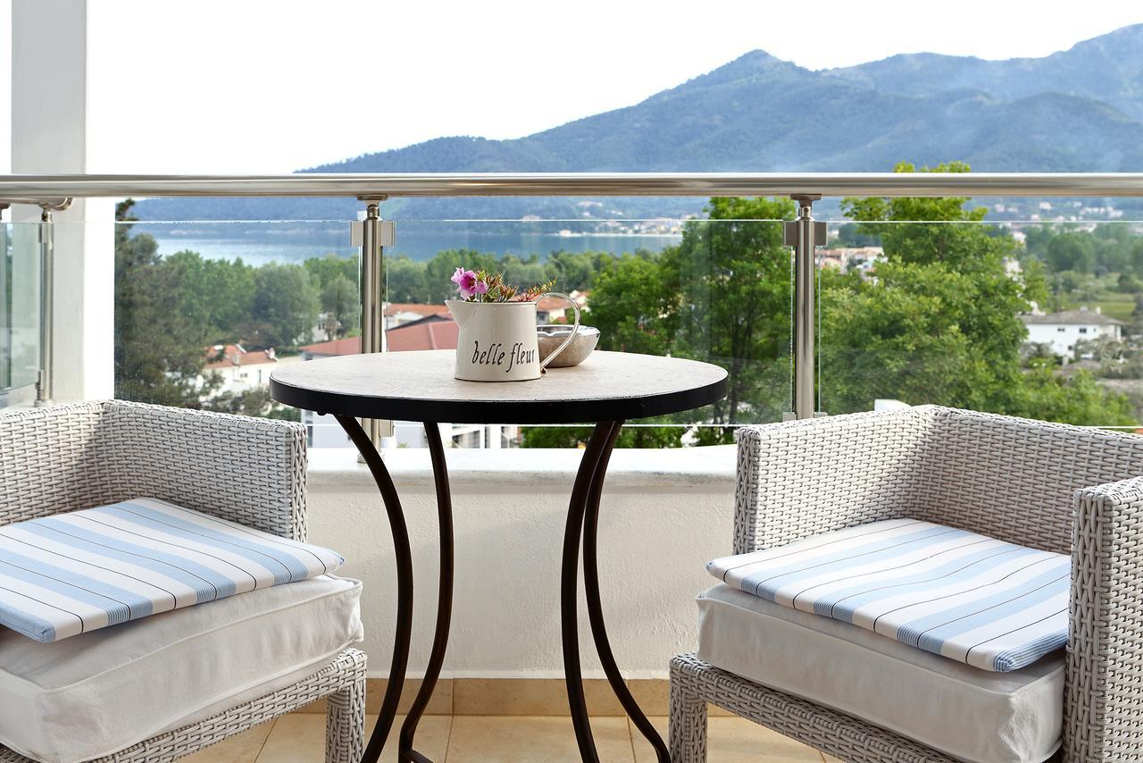 Mare Monte Small Boutique Hotel Chrisi Ammoudia Exteriör bild